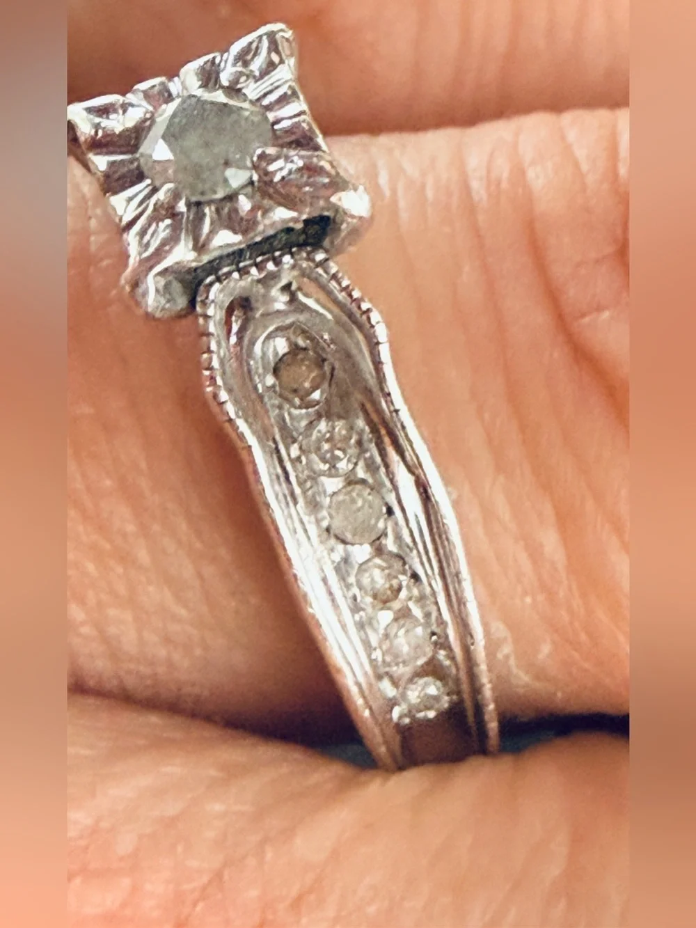 Vintage Diamond Engagement Ring Sz7
